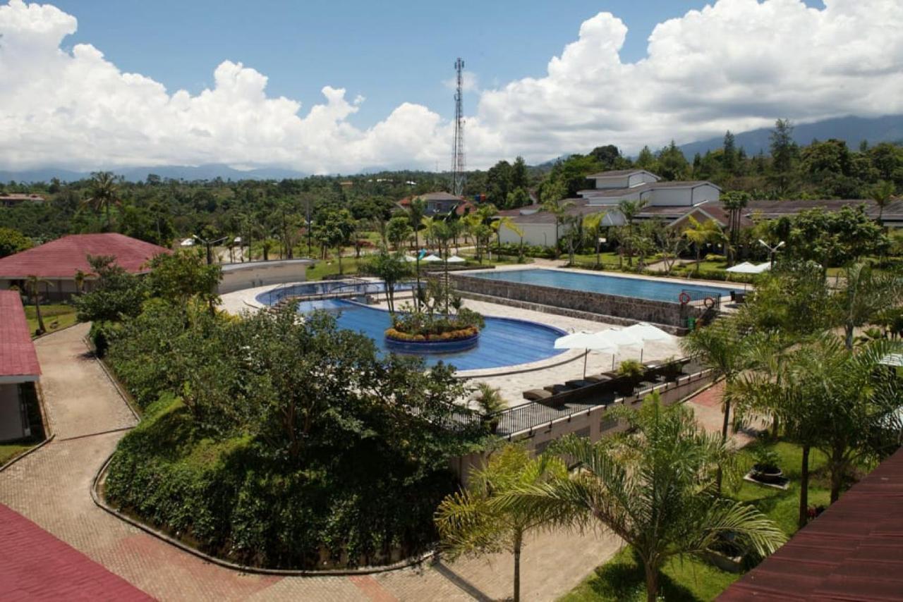 Taman Bukit Palem Resort Bogor Exterior foto