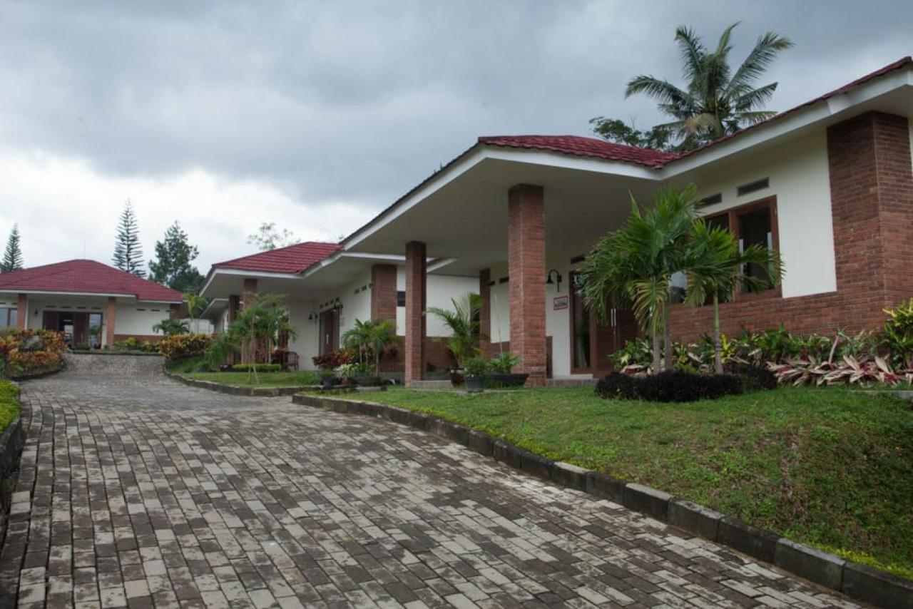 Taman Bukit Palem Resort Bogor Exterior foto