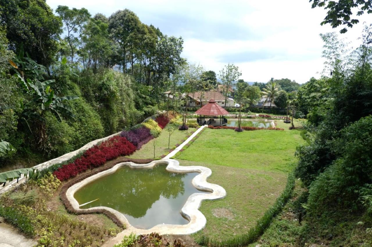 Taman Bukit Palem Resort Bogor Exterior foto